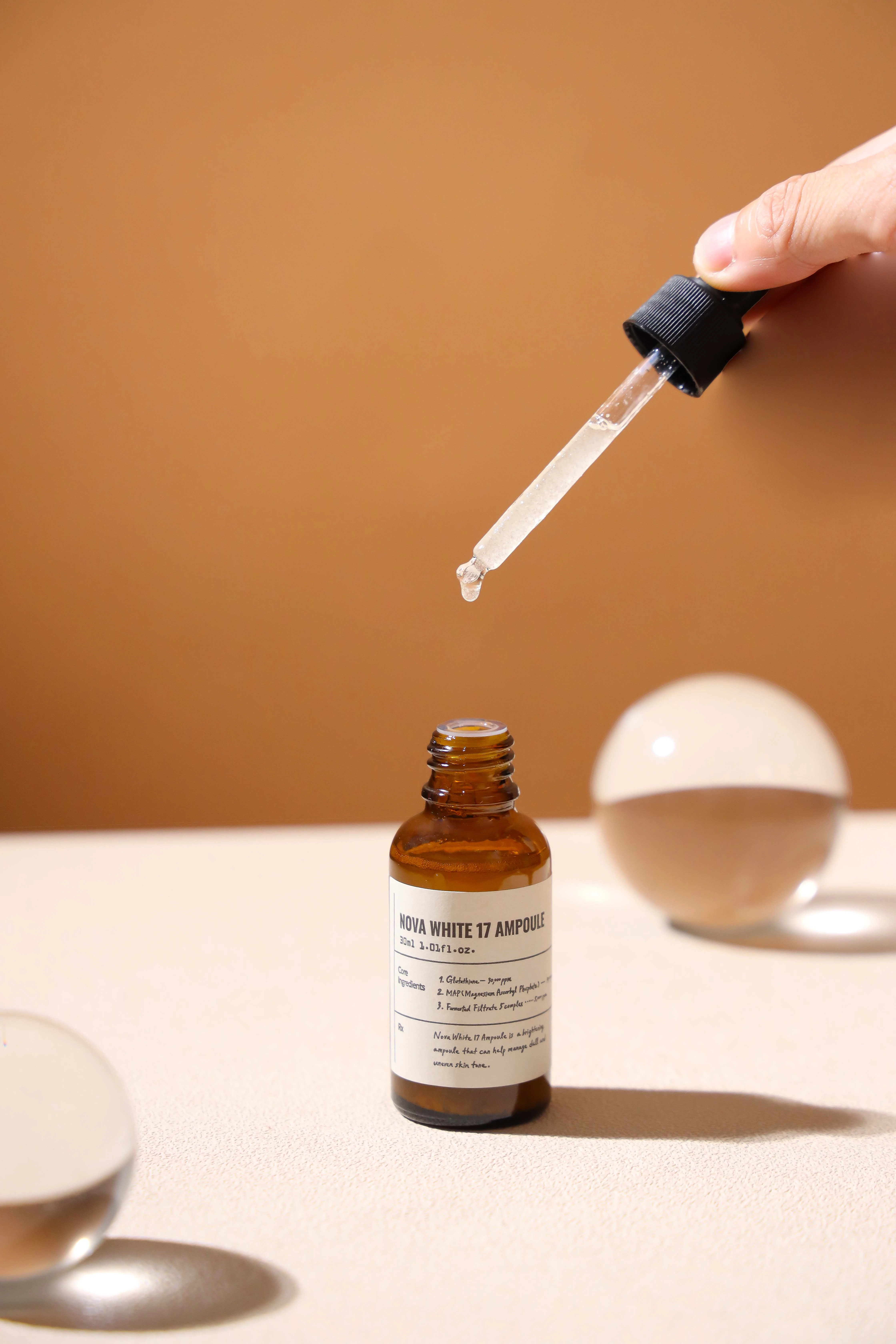 NOVA WHITE 17 AMPOULE 30ML.